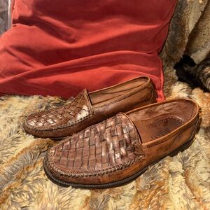 VINTAGE Alfani Leather loafers
